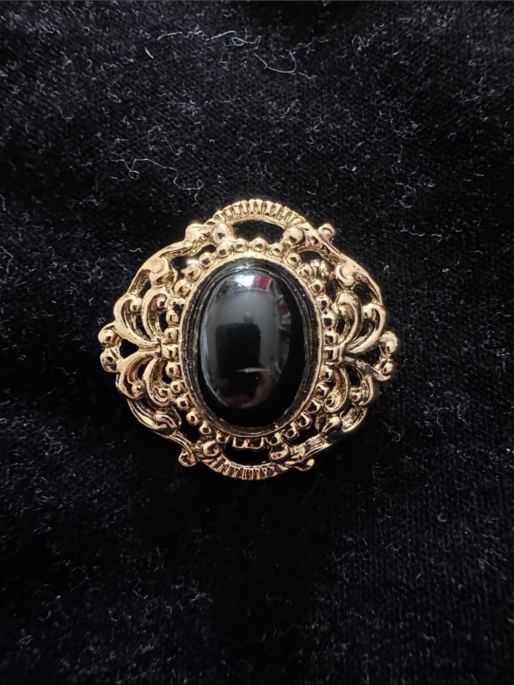 VINTAGE STATEMENT BROOCH
